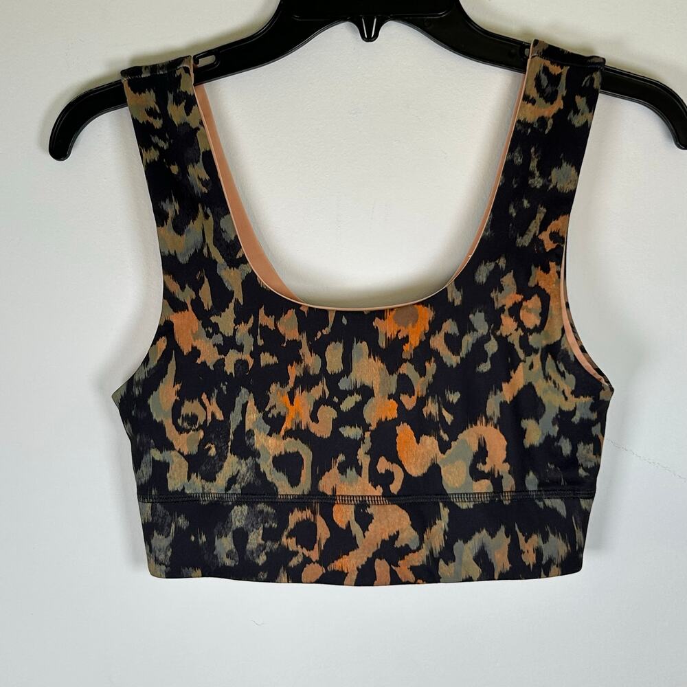 Fabletics Harlow Reversible Medium Impact, Camo/Gaia Print, Sport Bra Sz S
